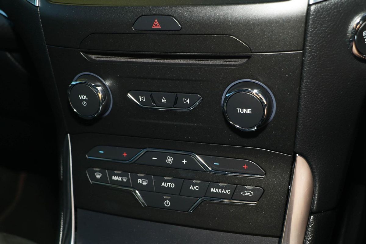 2019 Ford Endura ST-Line CA