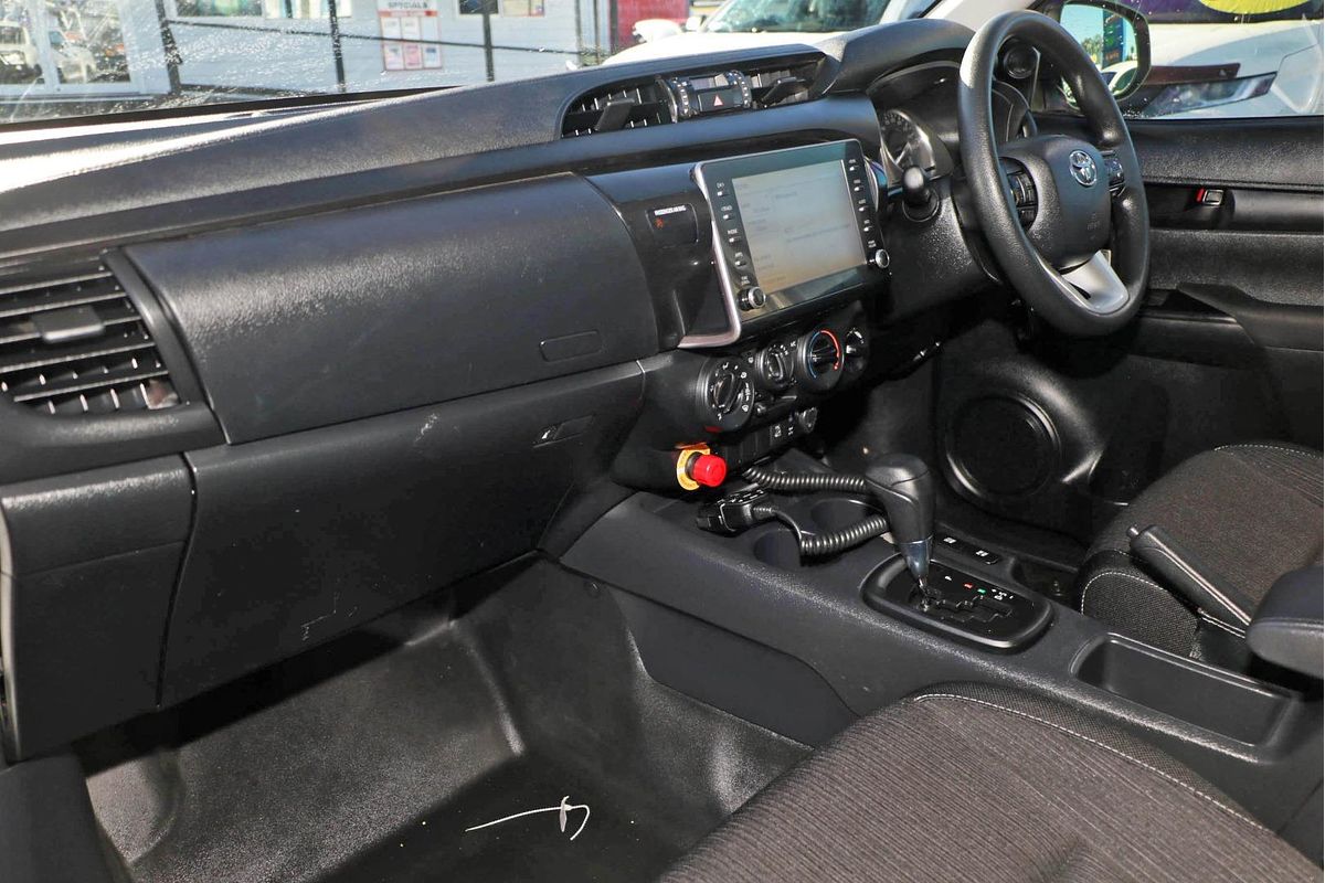 2021 Toyota Hilux SR5 GUN126R 4X4