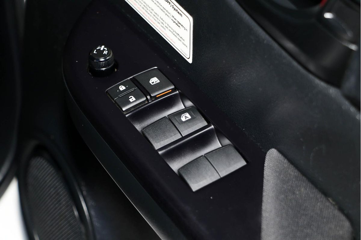 2021 Toyota Hilux SR5 GUN126R 4X4