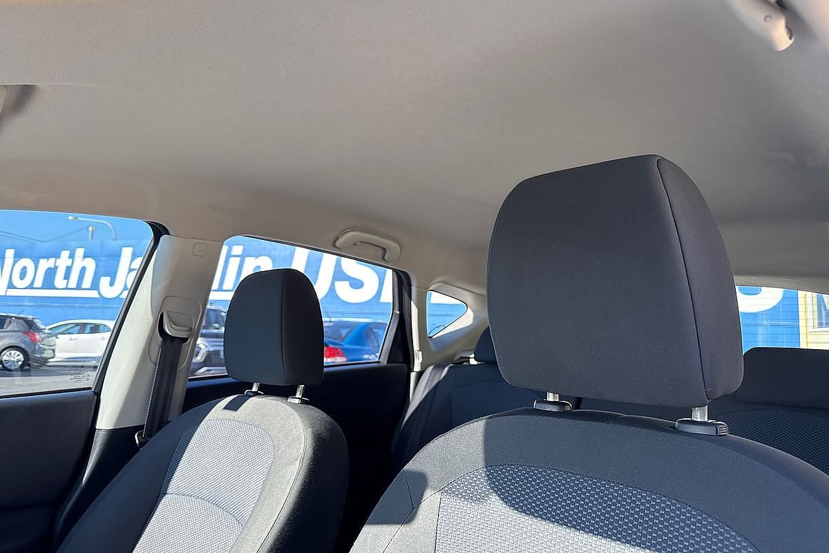 2012 Nissan Dualis ST J10 Series 3
