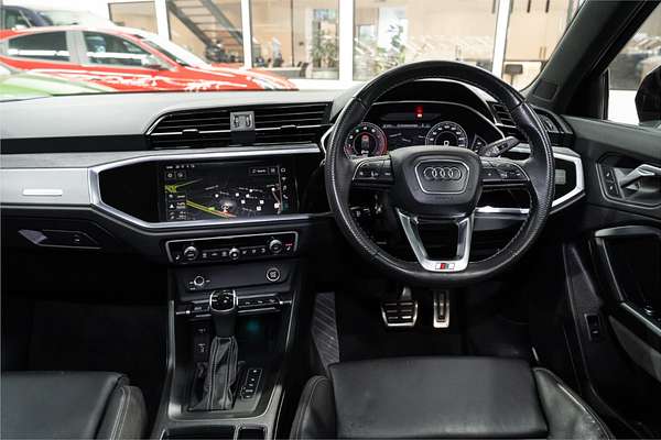 2021 Audi Q3 40 TFSI S line F3