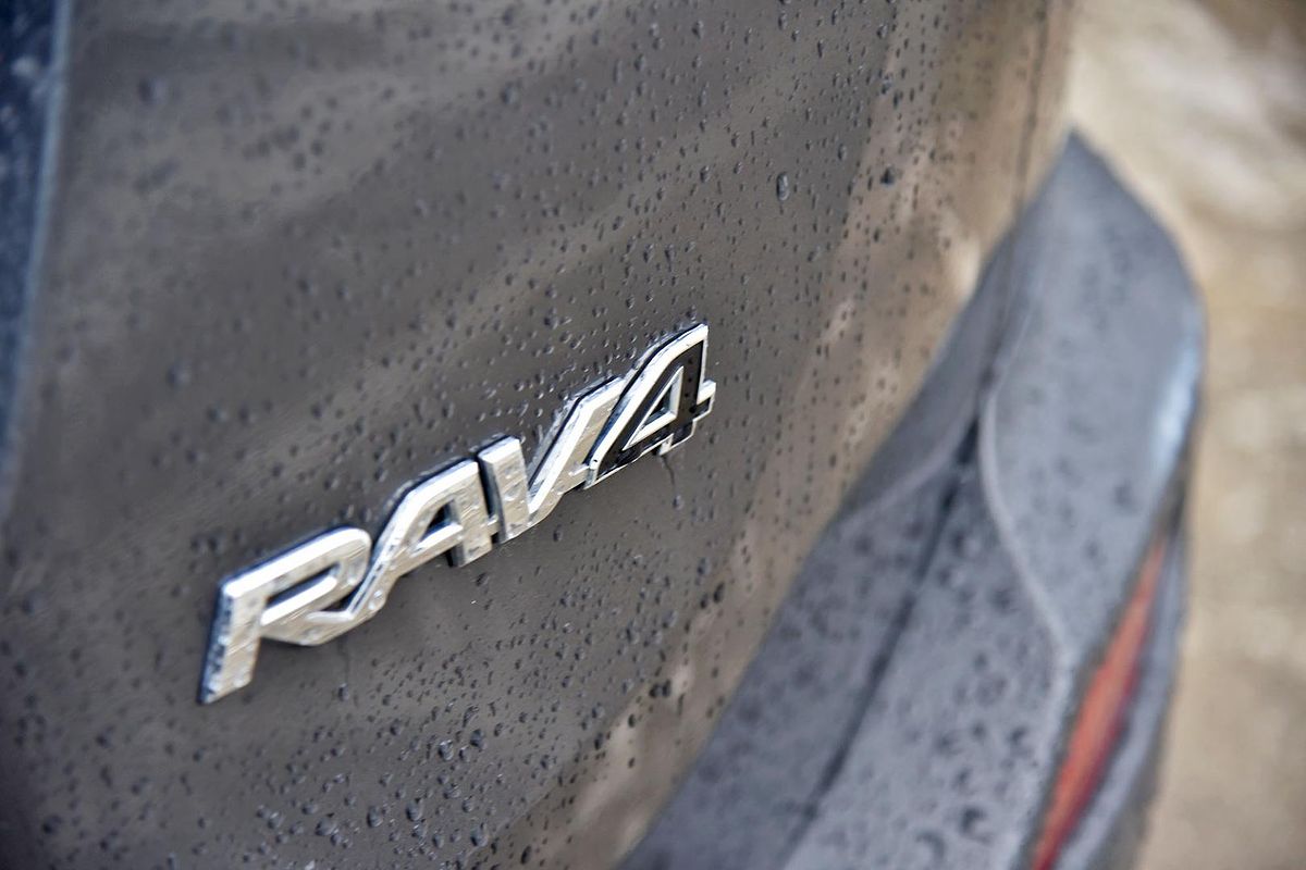 2013 Toyota RAV4 GX ZSA42R