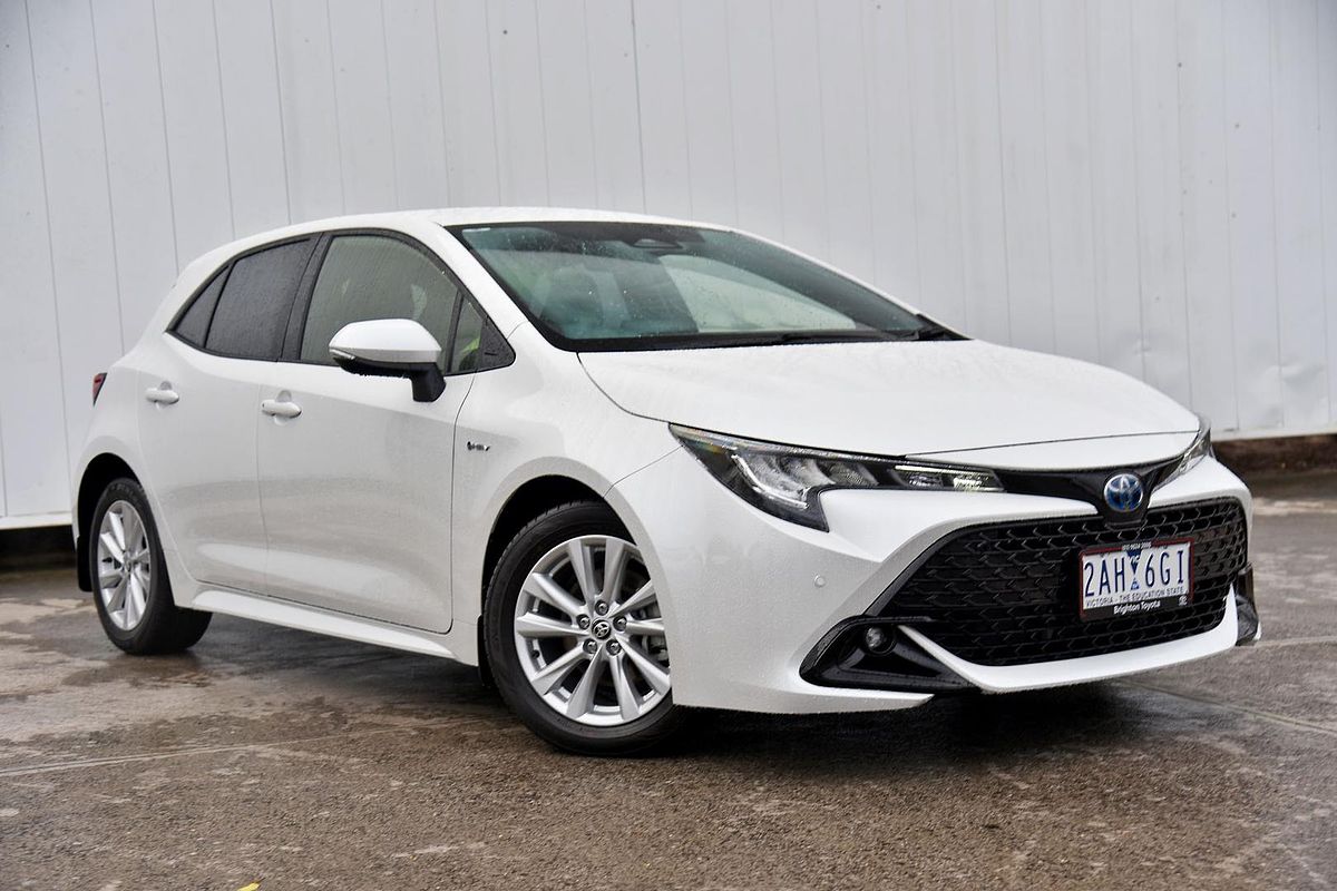 2024 Toyota Corolla SX Hybrid ZWE219R