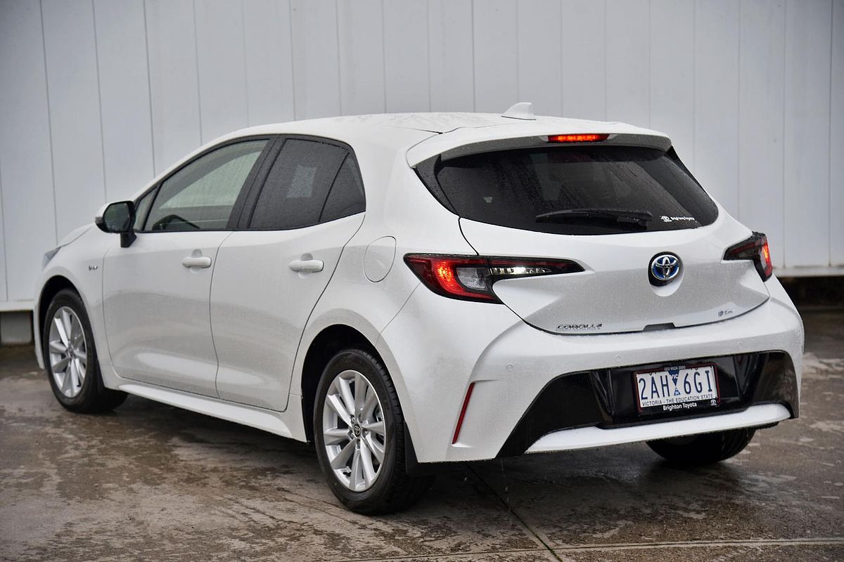 2024 Toyota Corolla SX Hybrid ZWE219R