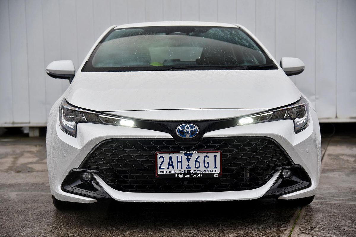2024 Toyota Corolla SX Hybrid ZWE219R