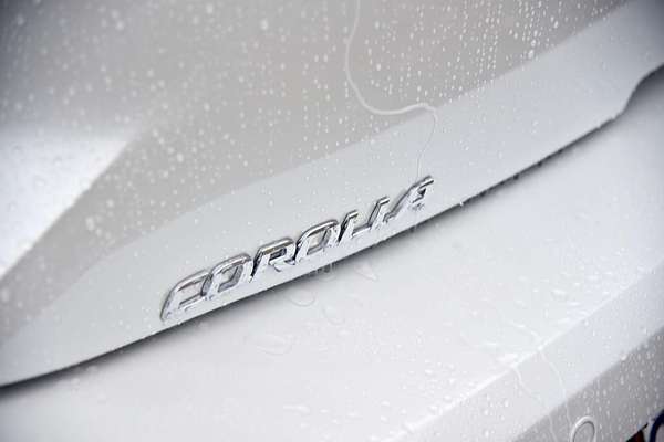 2024 Toyota Corolla SX Hybrid ZWE219R