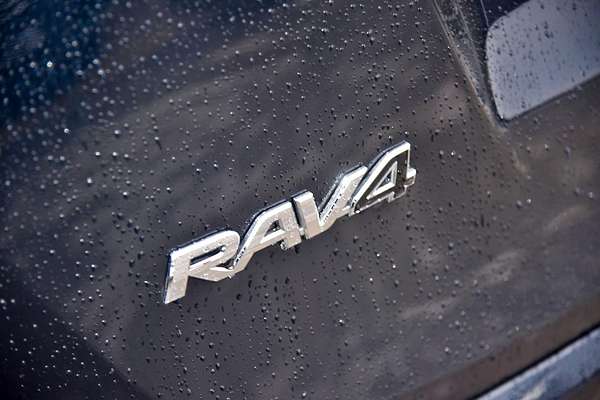 2018 Toyota RAV4 GXL ZSA42R