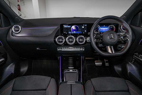 2025 Mercedes-Benz GLA-Class GLA200 H247