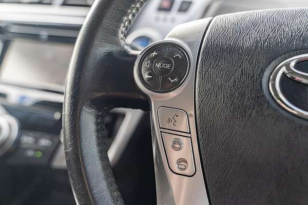 2018 Toyota Prius V ZVW40R