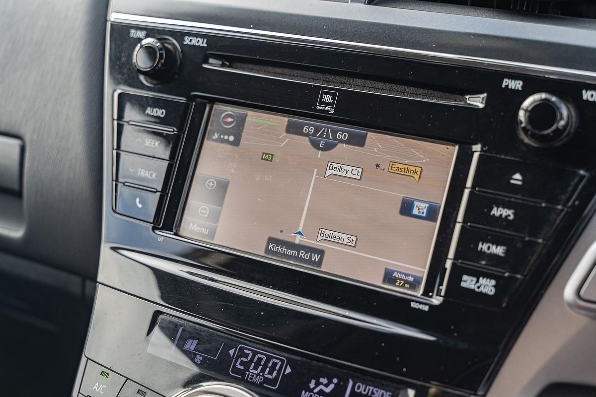 2018 Toyota Prius V ZVW40R