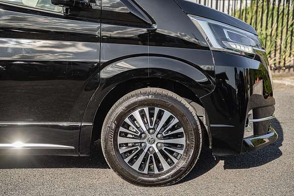 2024 Toyota Granvia VX GDH303R
