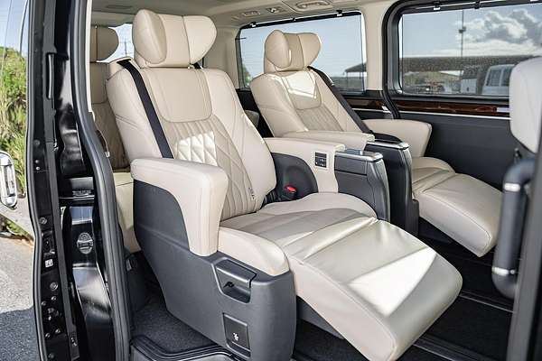 2024 Toyota Granvia VX GDH303R