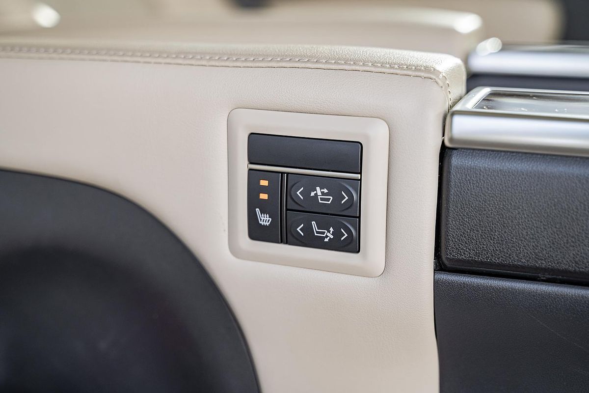 2024 Toyota Granvia VX GDH303R
