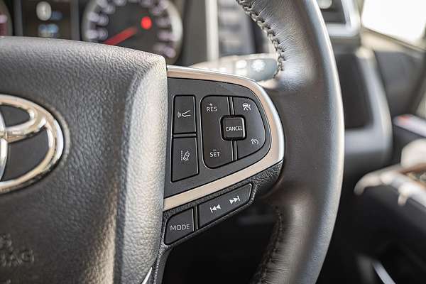2024 Toyota Granvia VX GDH303R