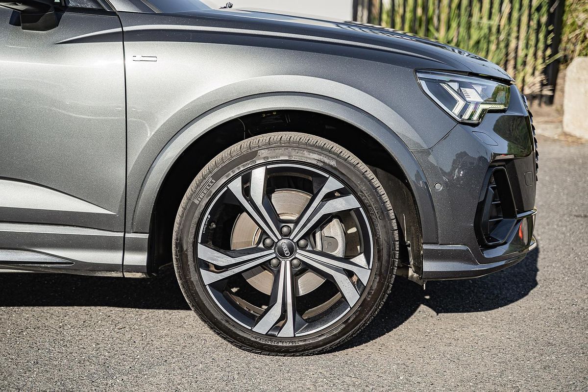 2020 Audi Q3 40 TFSI S line F3