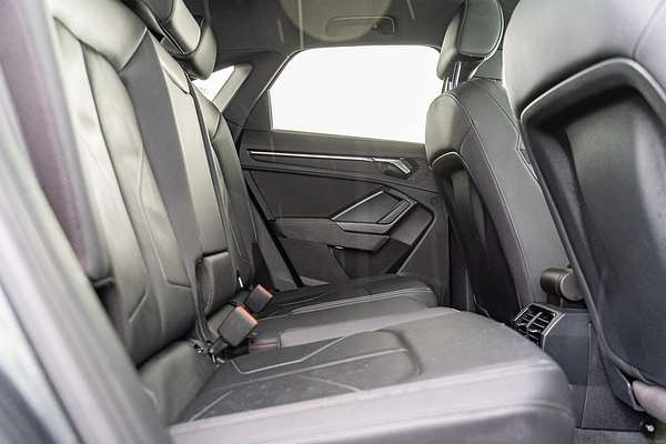 2020 Audi Q3 40 TFSI S line F3