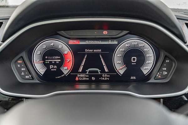 2020 Audi Q3 40 TFSI S line F3
