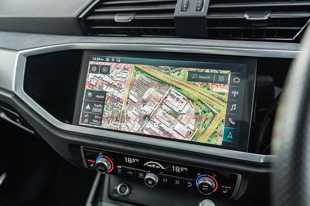 2020 Audi Q3 40 TFSI S line F3