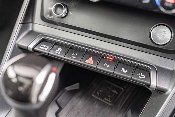 2020 Audi Q3 40 TFSI S line F3