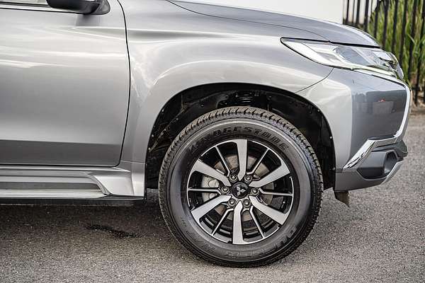 2017 Mitsubishi Pajero Sport GLS QE