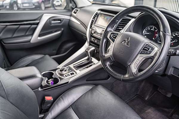 2017 Mitsubishi Pajero Sport GLS QE