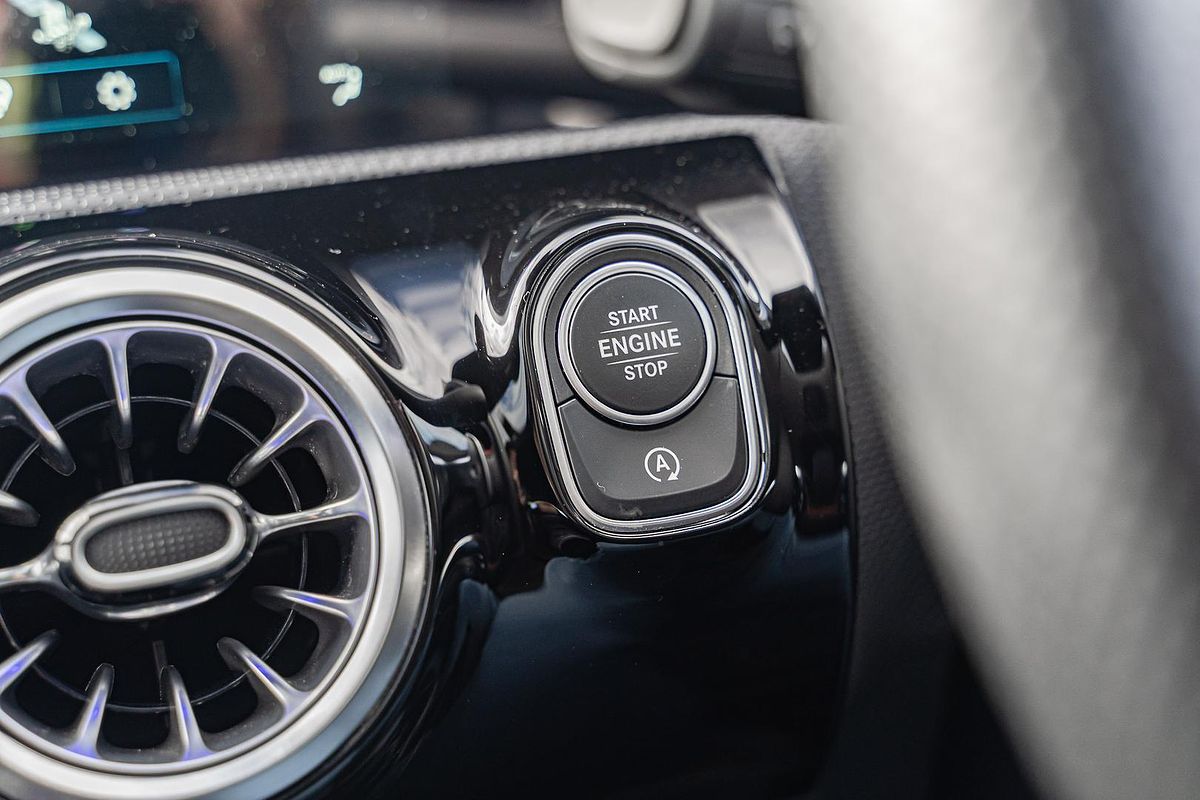 2022 Mercedes-Benz CLA-Class CLA200 C118