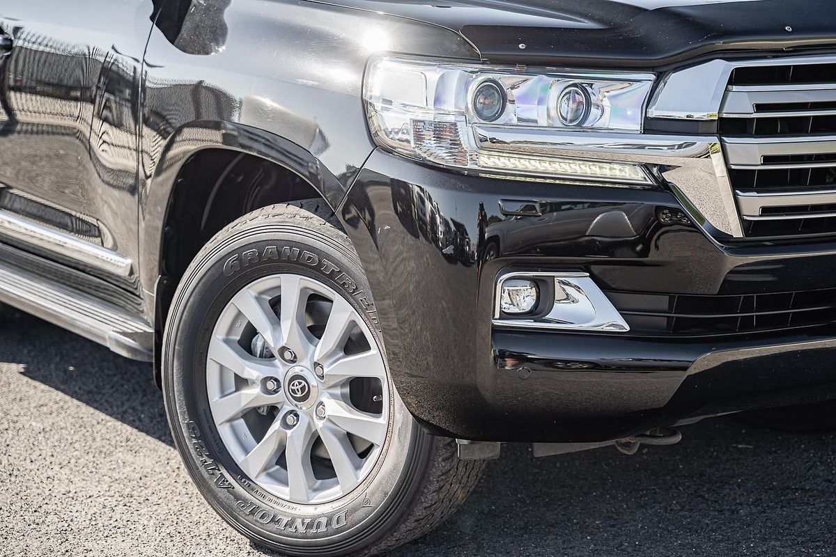 2020 Toyota Landcruiser Sahara VDJ200R