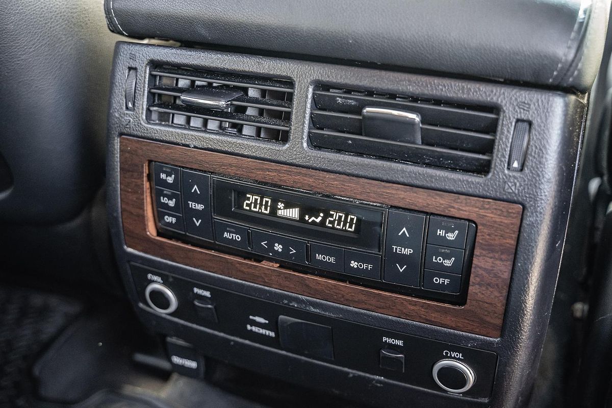 2020 Toyota Landcruiser Sahara VDJ200R