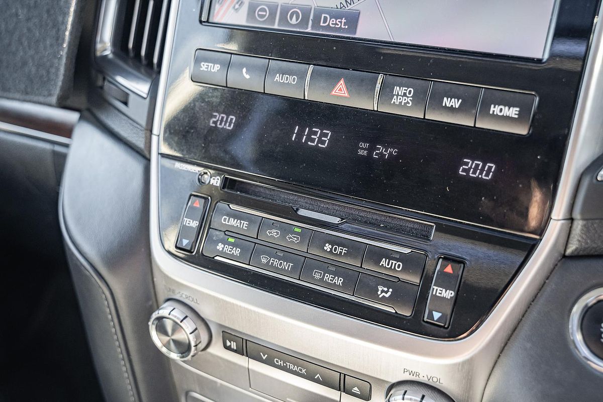 2020 Toyota Landcruiser Sahara VDJ200R