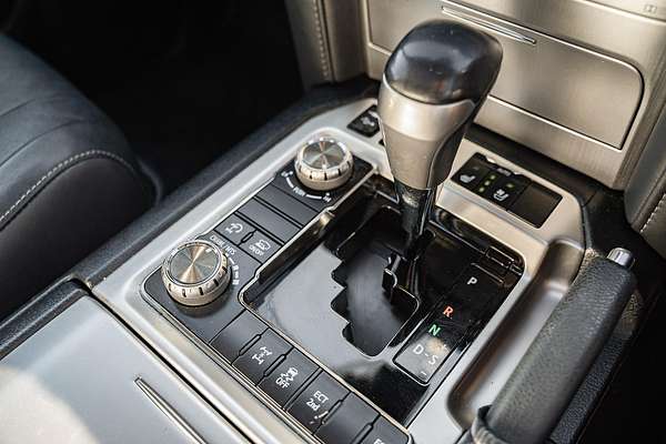 2020 Toyota Landcruiser Sahara VDJ200R