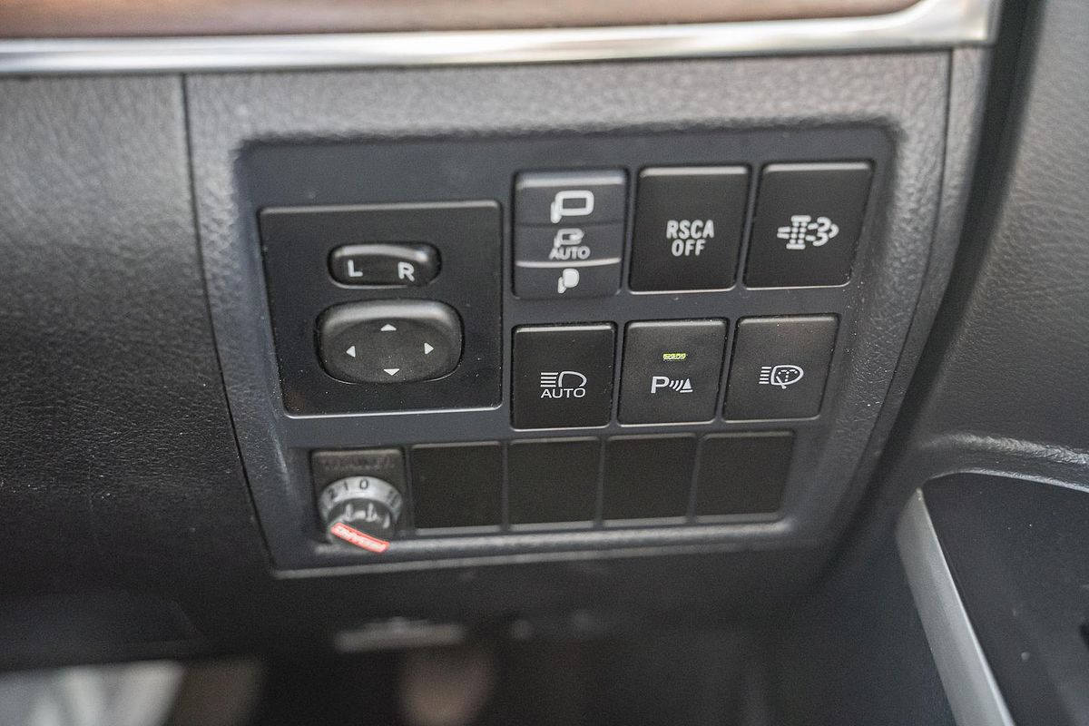 2020 Toyota Landcruiser Sahara VDJ200R