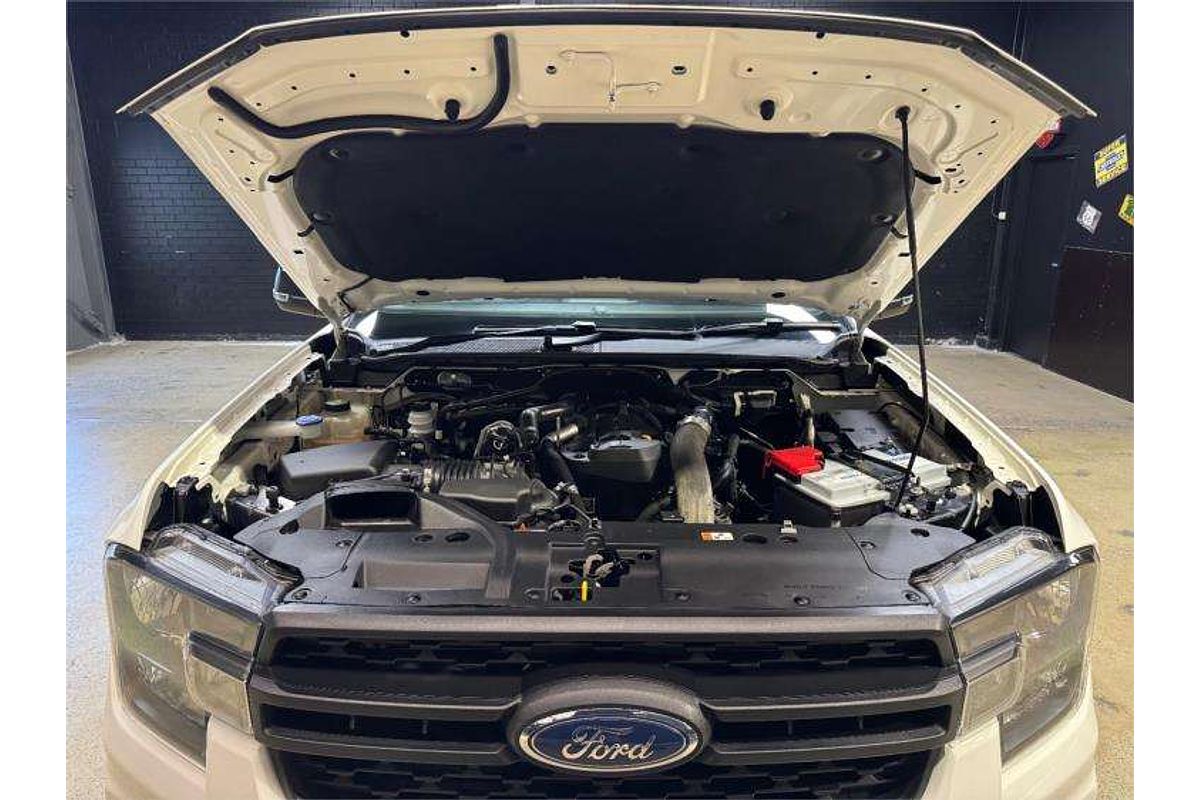 2022 Ford Ranger XL  4X4 2.0L