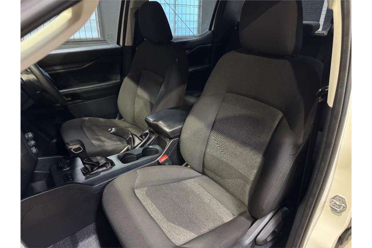 2022 Ford Ranger XL  4X4 2.0L
