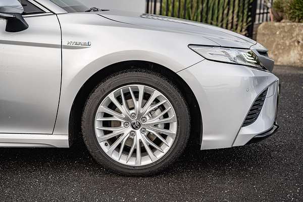 2020 Toyota Camry SL AXVH70R