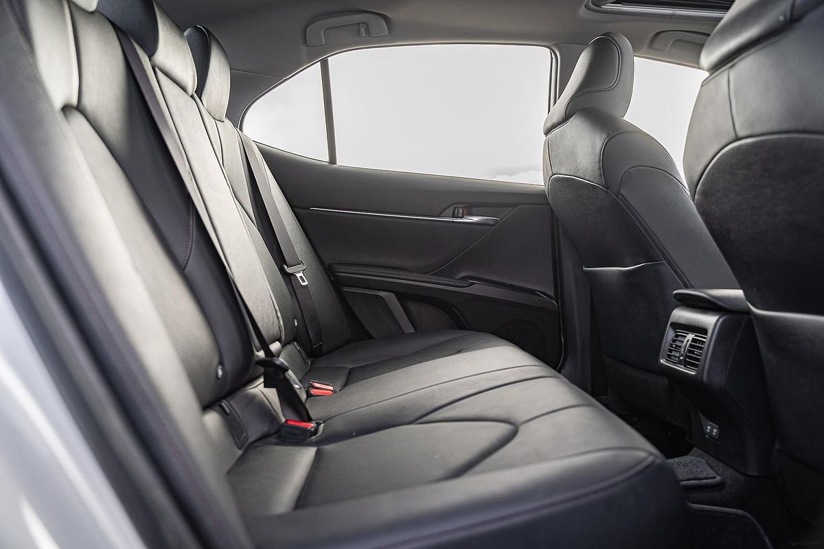 2020 Toyota Camry SL AXVH70R