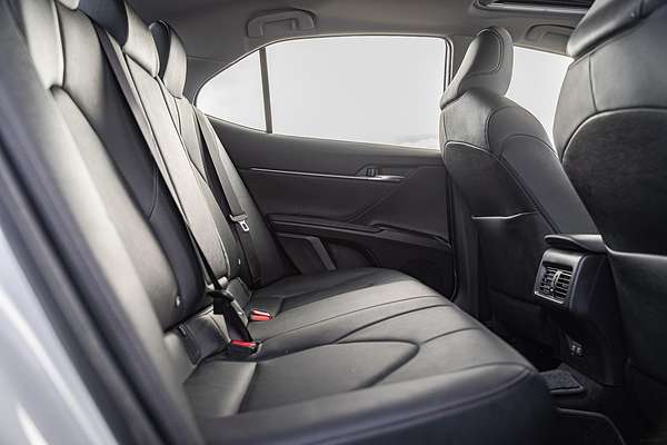 2020 Toyota Camry SL AXVH70R
