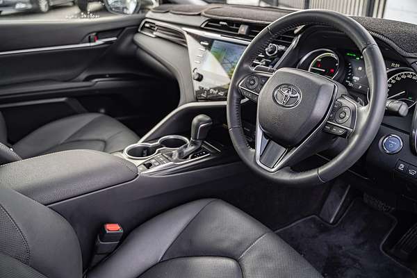 2020 Toyota Camry SL AXVH70R