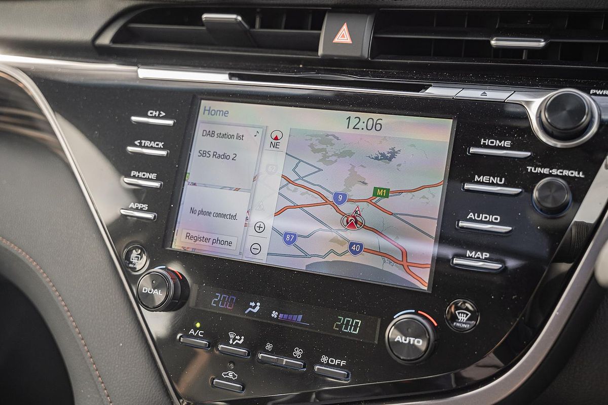 2020 Toyota Camry SL AXVH70R