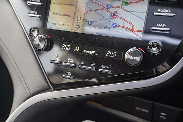 2020 Toyota Camry SL AXVH70R