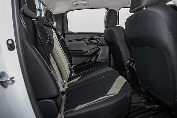 2023 Isuzu D-MAX SX 4X4