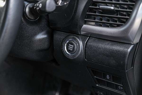 2021 Toyota Hilux SR5 GUN126R 4X4