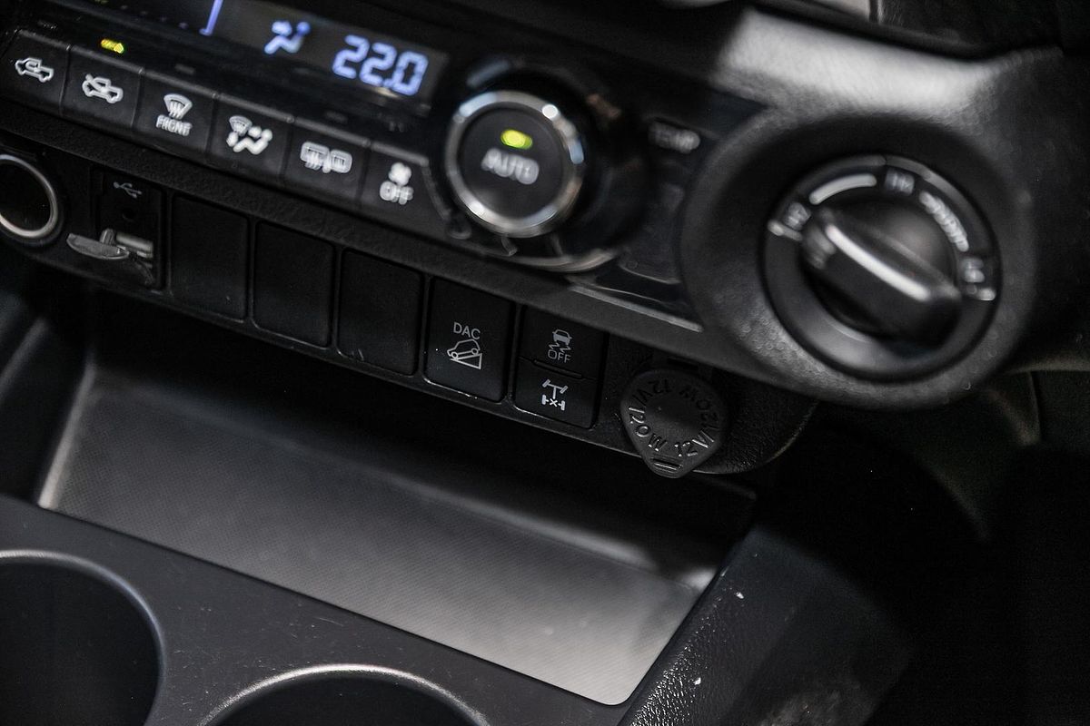 2021 Toyota Hilux SR5 GUN126R 4X4