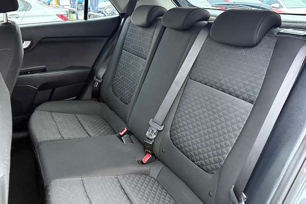 2022 Kia Rio S YB