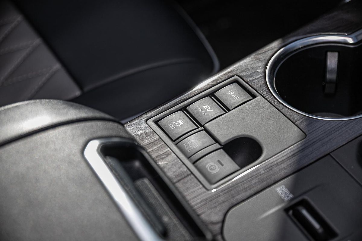 2024 Toyota Kluger Grande AXUH78R
