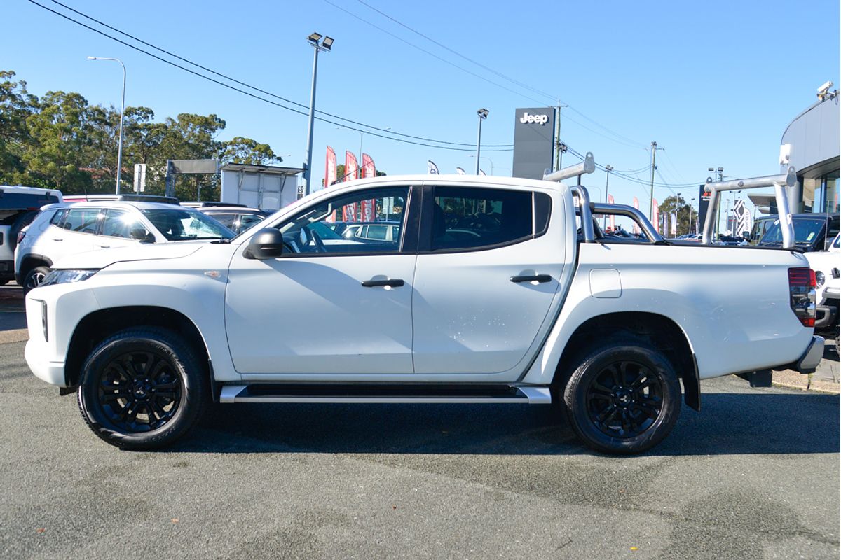 2022 Mitsubishi Triton GLX-R MR 4X4