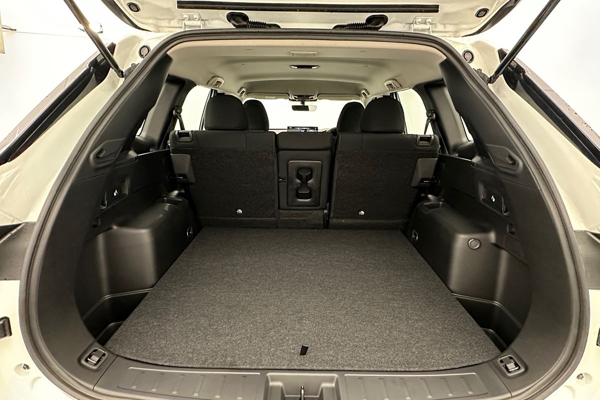 2025 Mitsubishi Outlander ES ZM