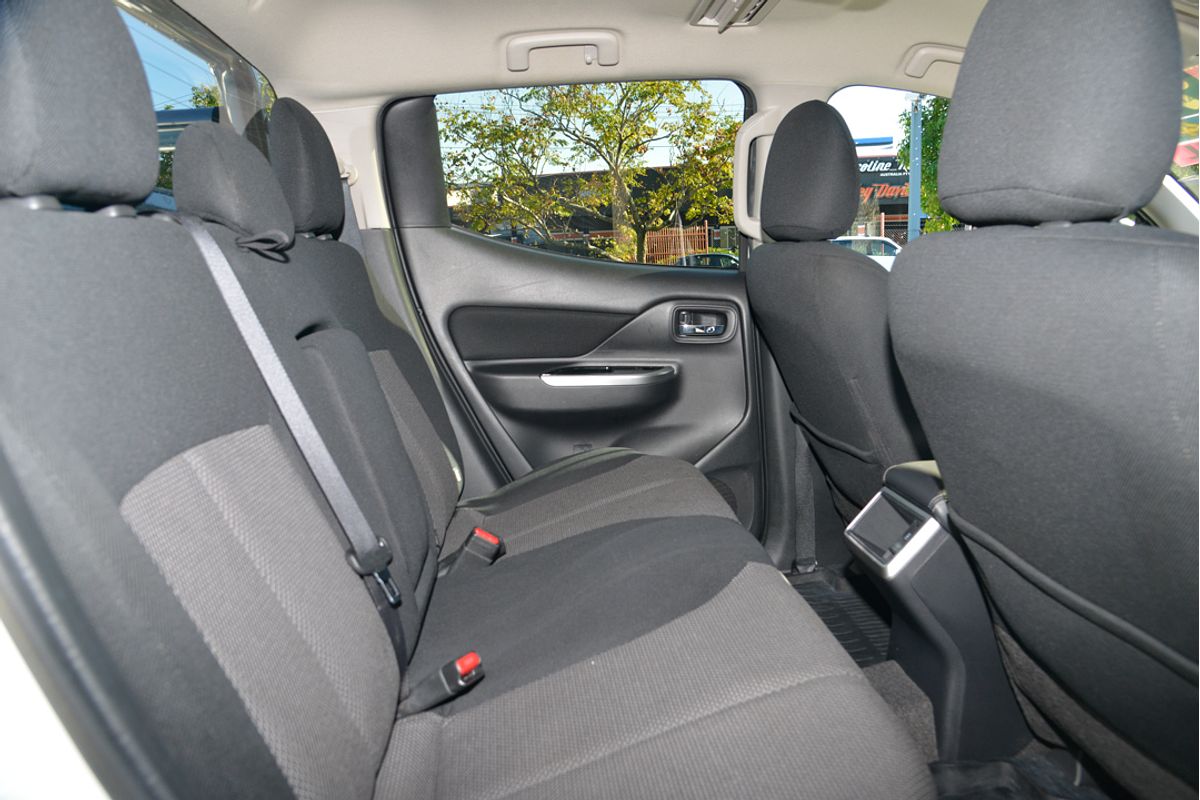 2019 Mitsubishi Triton GLS MR 4X4