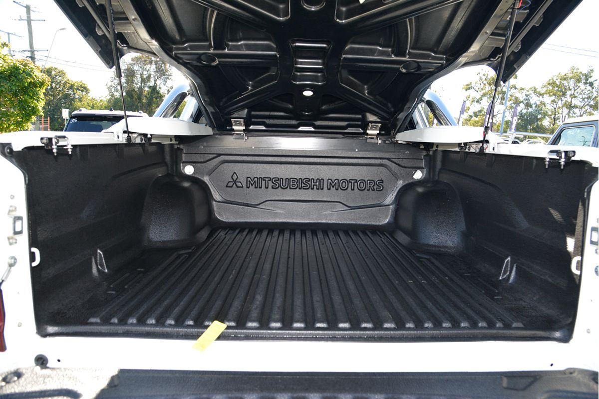 2019 Mitsubishi Triton GLS MR 4X4