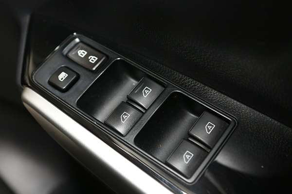 2024 Mitsubishi Pajero Sport GLX QF