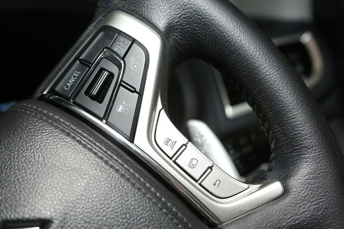 2024 Mitsubishi Pajero Sport GLX QF